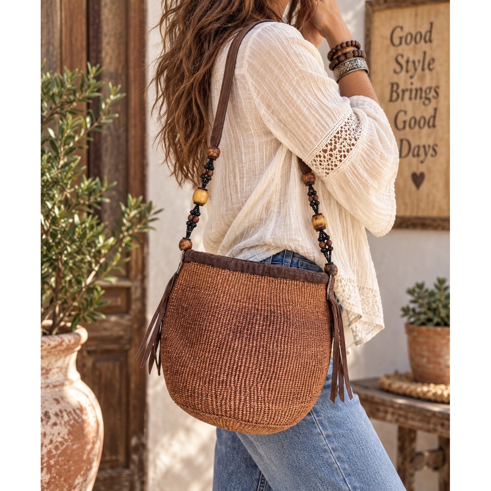 Vintage Woven Sisal Leather Fringe Crossbody Bag Brown Wood Bead Boho Bucket Bag